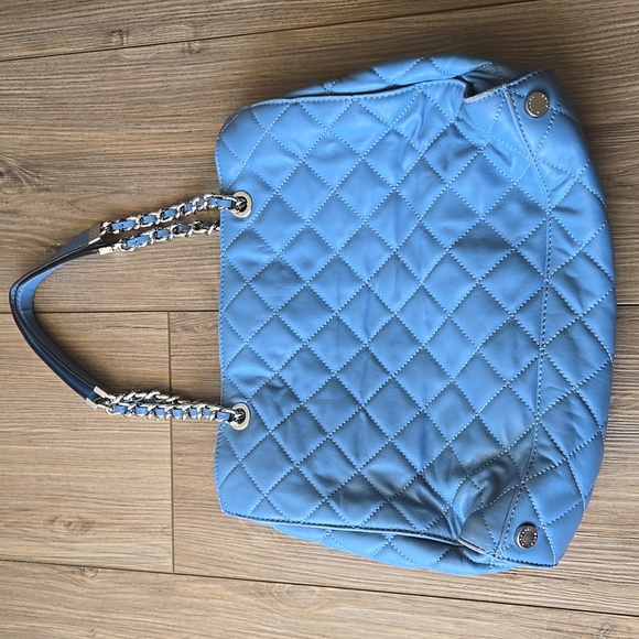 Michael Kors Susannah Small North South Tote - Picture 4 of 12